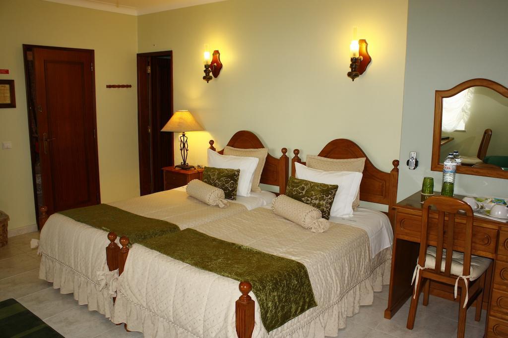 Vila Atlantida Lagos Rum bild