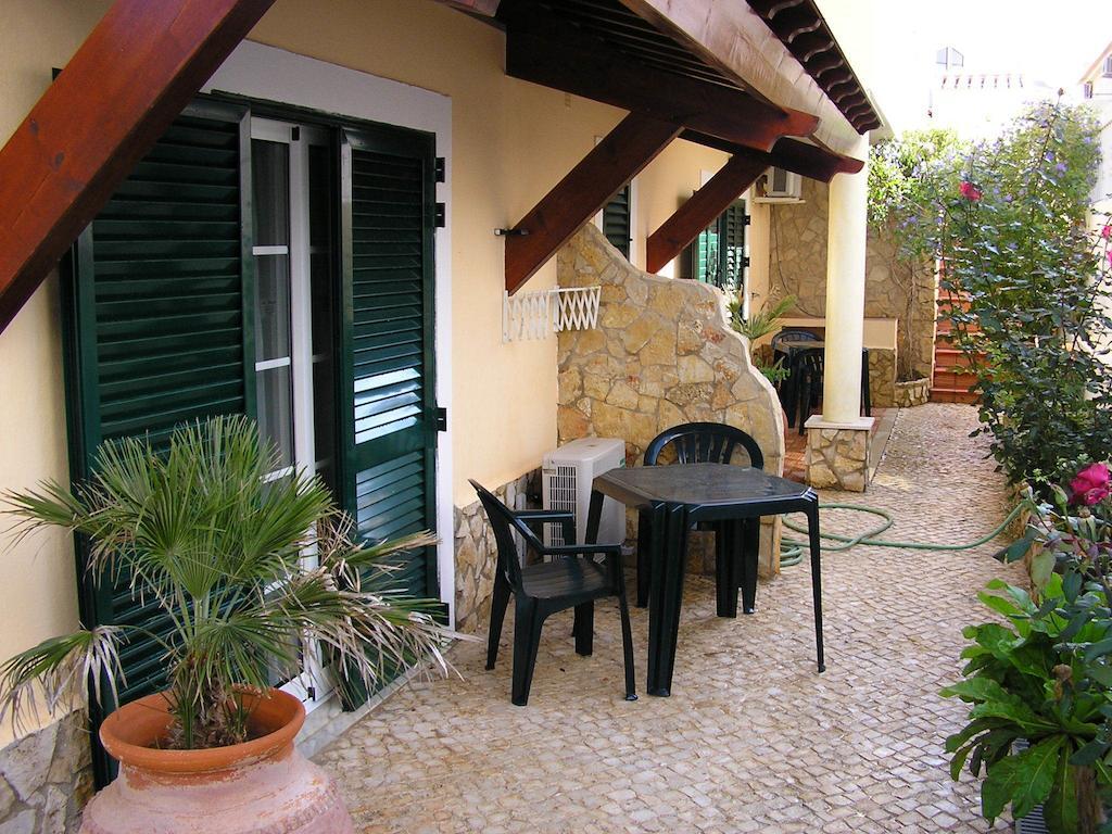 Vila Atlantida Lagos Rum bild